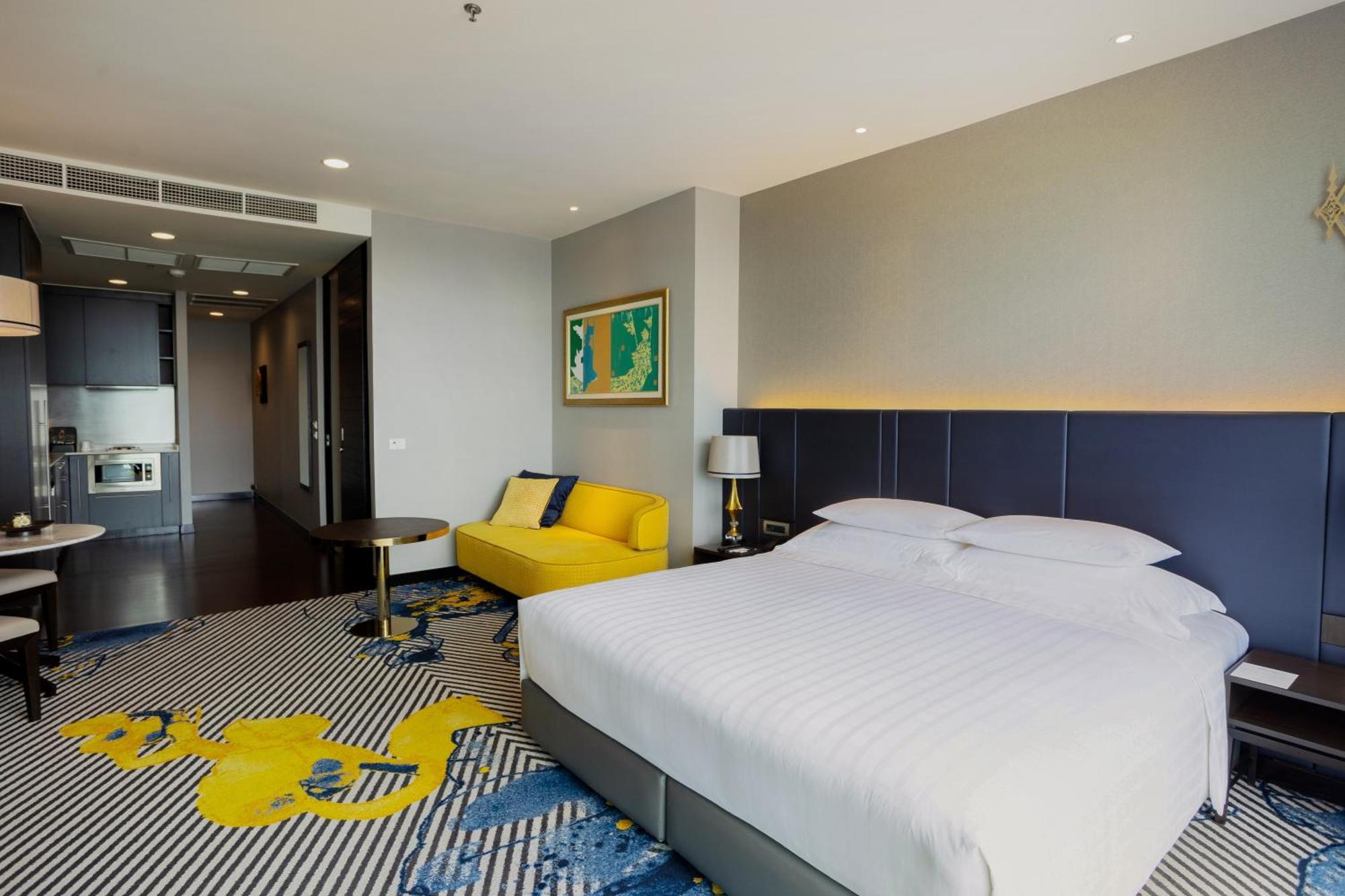Khách sạn Chatrium Riverside 5*