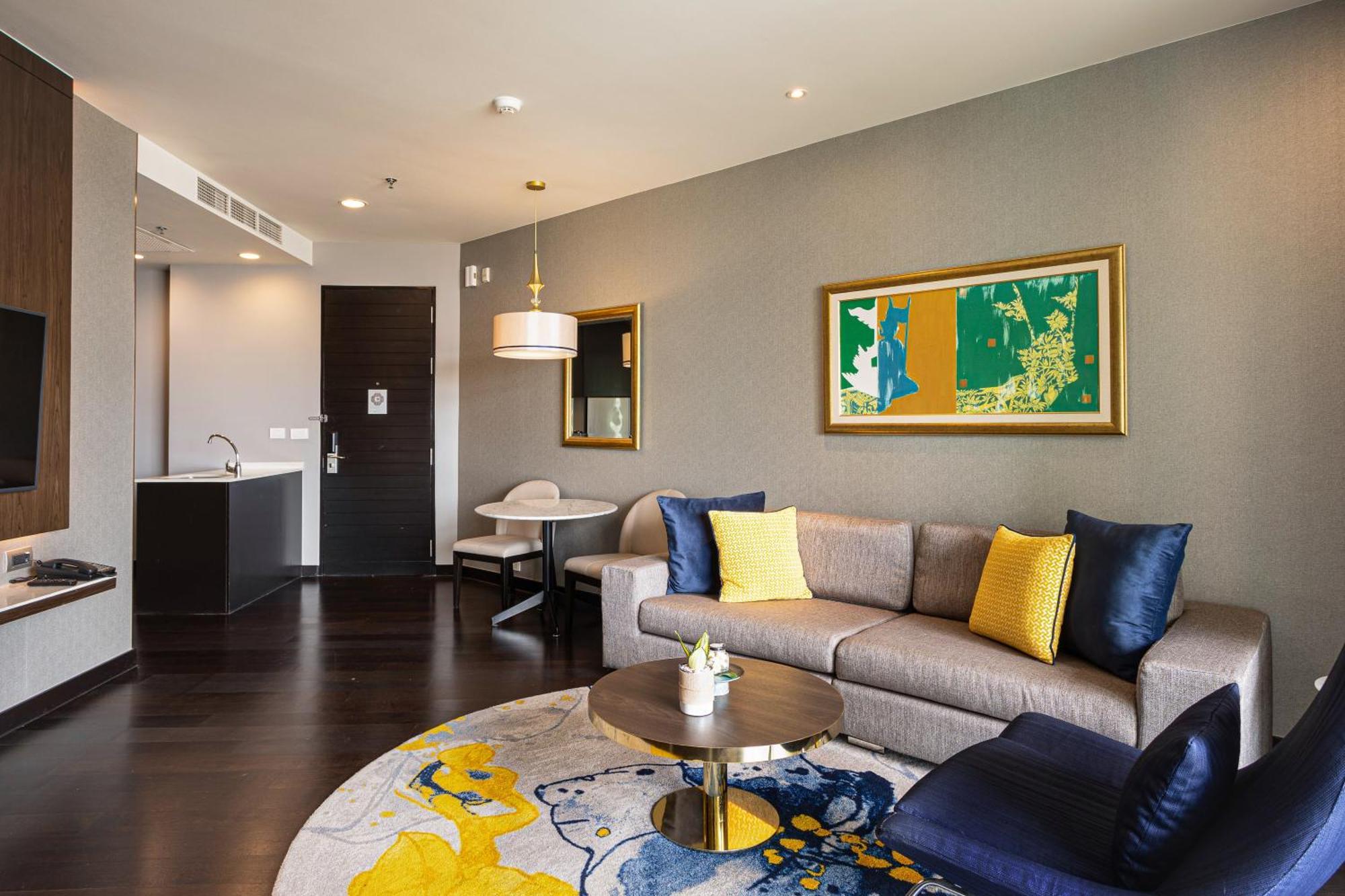 Khách sạn Chatrium Riverside 5*